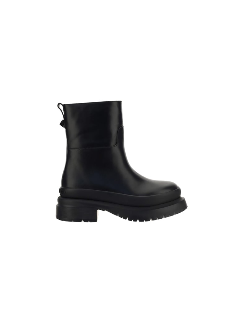 Valentino Garavani Single Spike Stud Boots - Black
