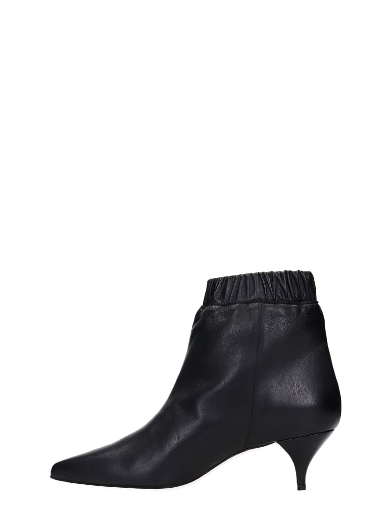 Alchimia Low Heels Ankle Boots In Black Leather - black