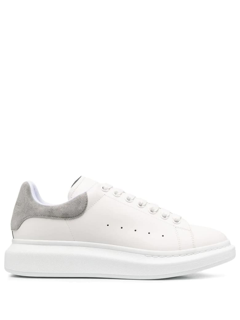 Alexander McQueen Man White Oversize Sneakers With Grey Suede Spoiler - White/battleship grey