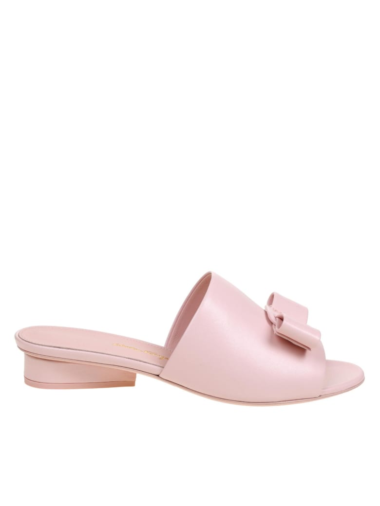 pink ferragamo slides