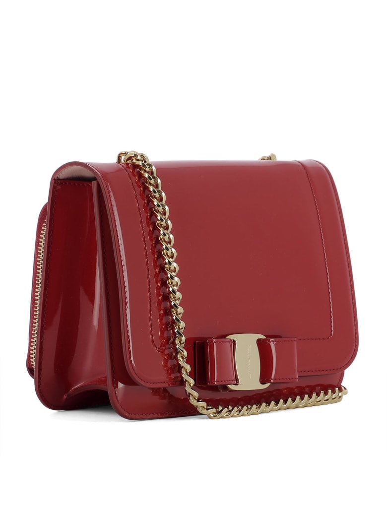 Salvatore Ferragamo Red Leather Vara Rw Shoulder Bag | italist