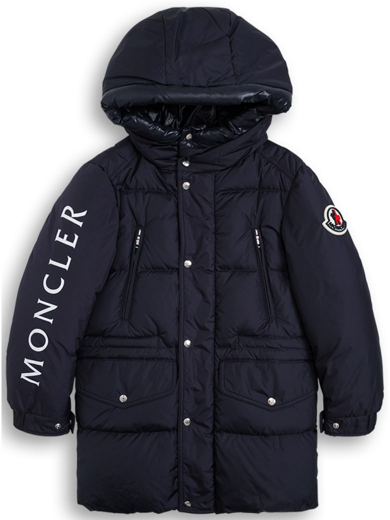 oversized puffer jacket street style
