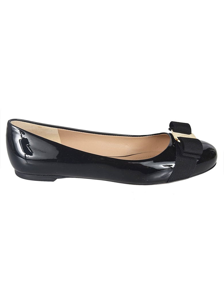 salvatore ferragamo flats sale