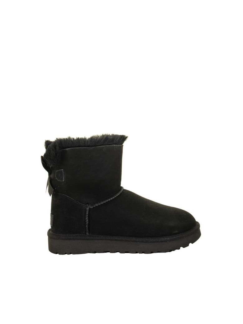 black bailey bow uggs on sale