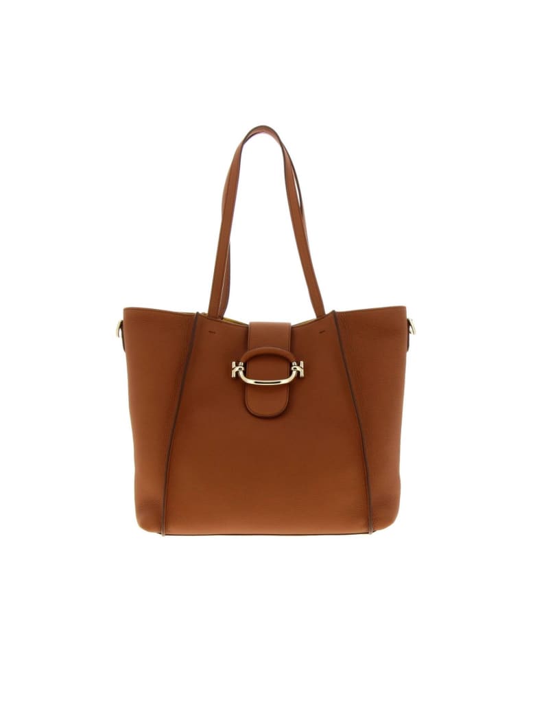 tod's leather shoulder bag