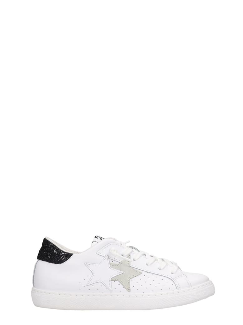 white and grey checkerboard vans