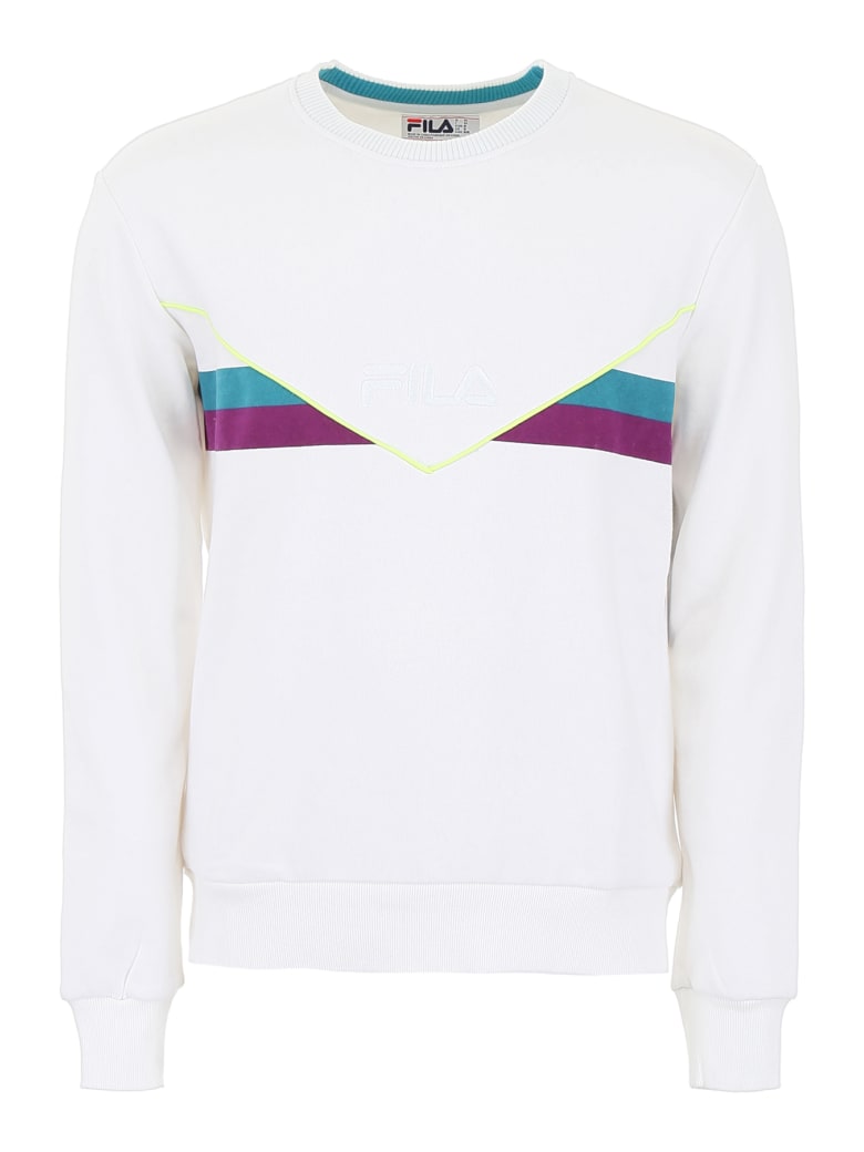 white fila sweater