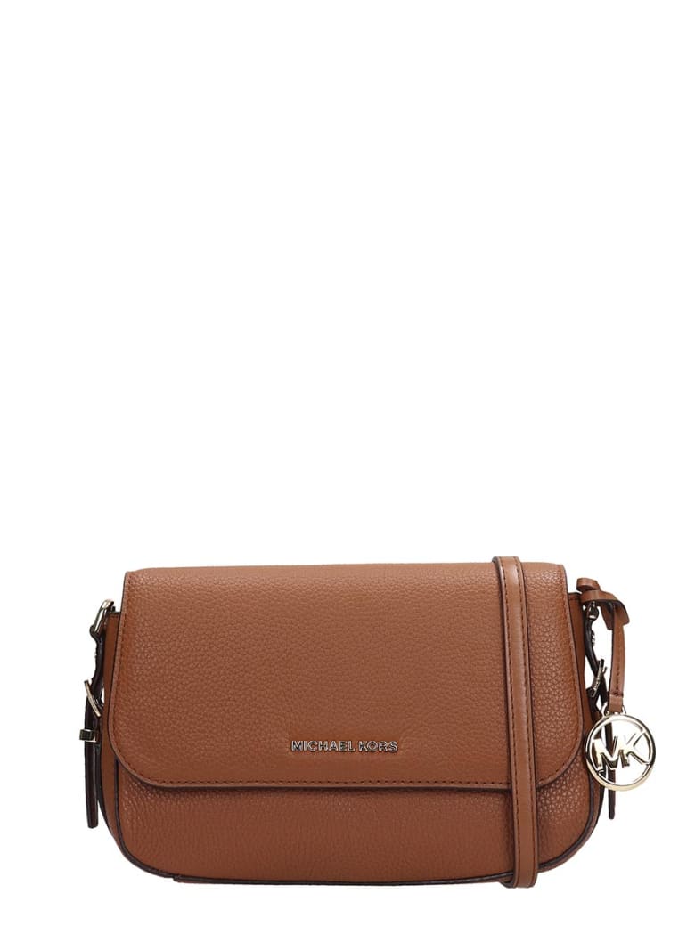 michael kors messenger bag sale