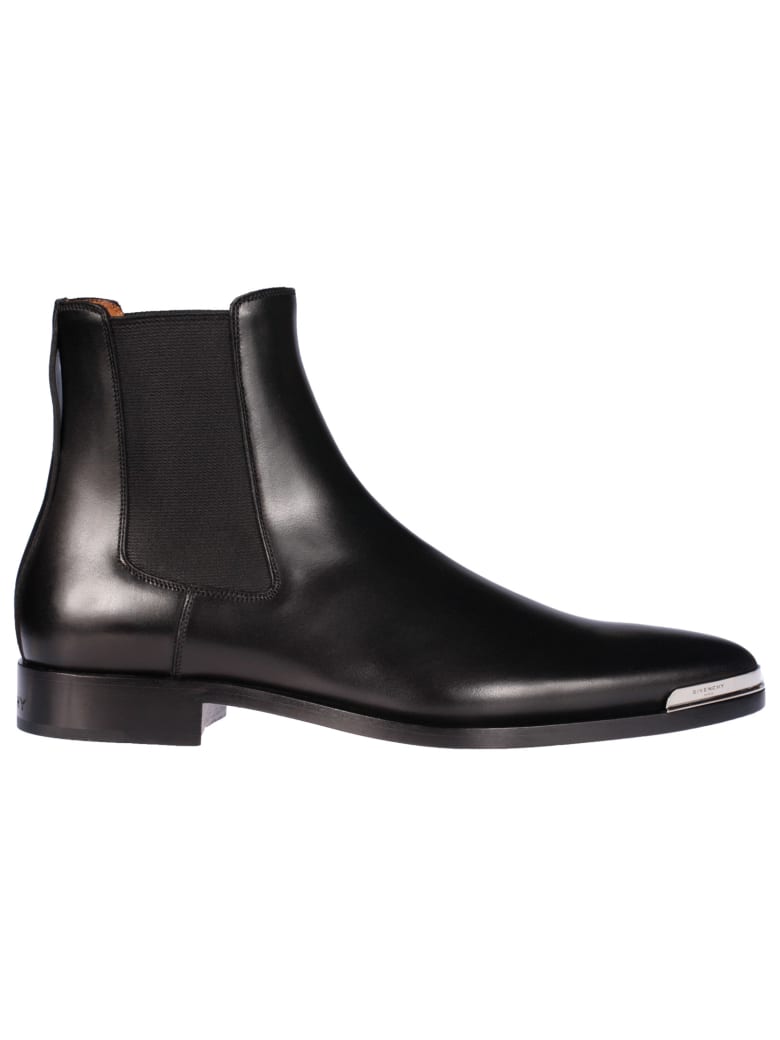 Givenchy Givenchy Logo Plaque Boots - Black - 11021128 | italist