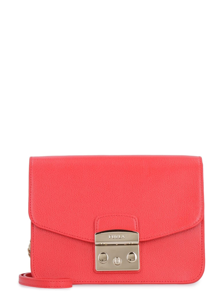 furla red shoulder bag