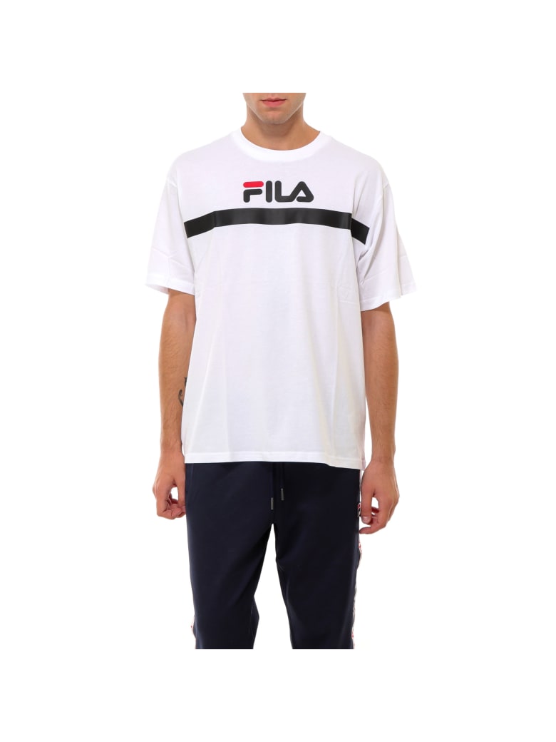 fila shorts and t shirt