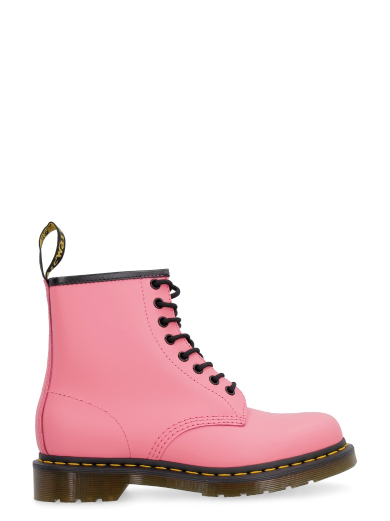 dr martens snow boots