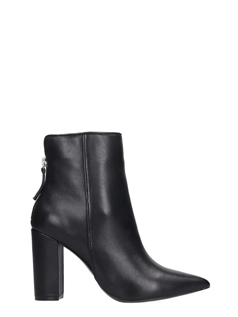 steve madden short black boots