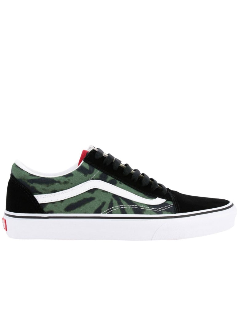 vans gym shoes
