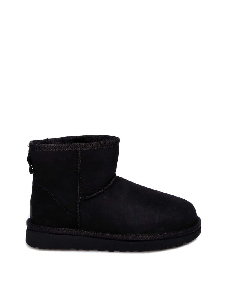 low black ugg boots