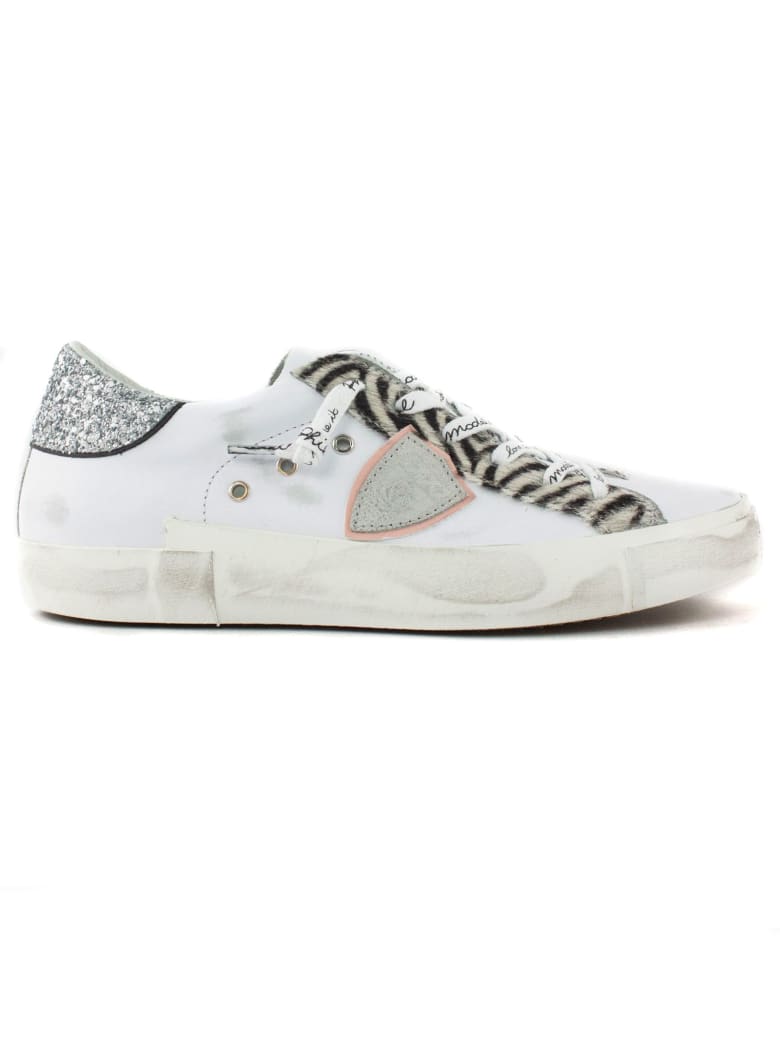 basic white sneakers