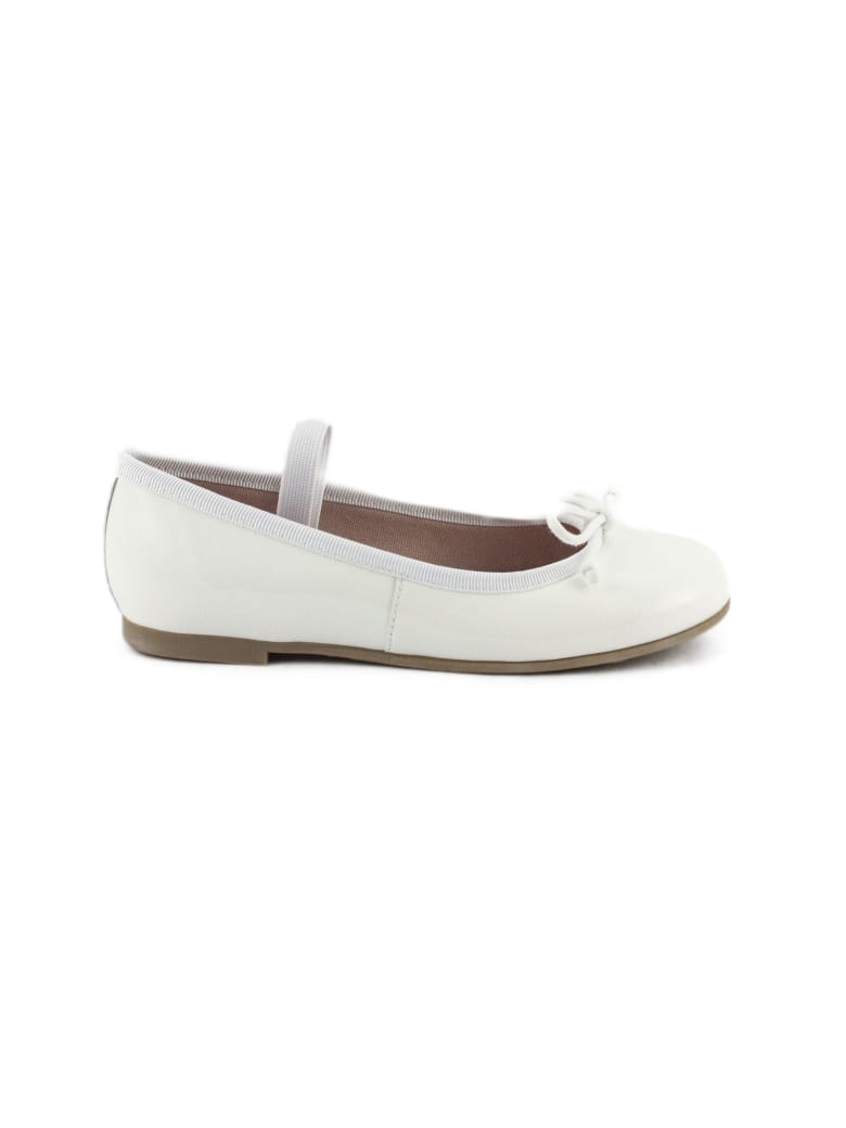 Pretty Ballerinas Flat Ballerina In White - Bianco