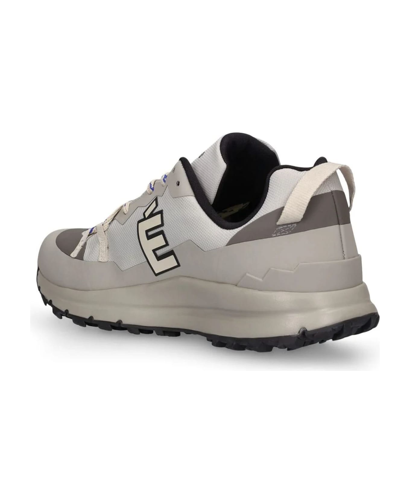 Veja X Etudes Sneakers Grey - Grey