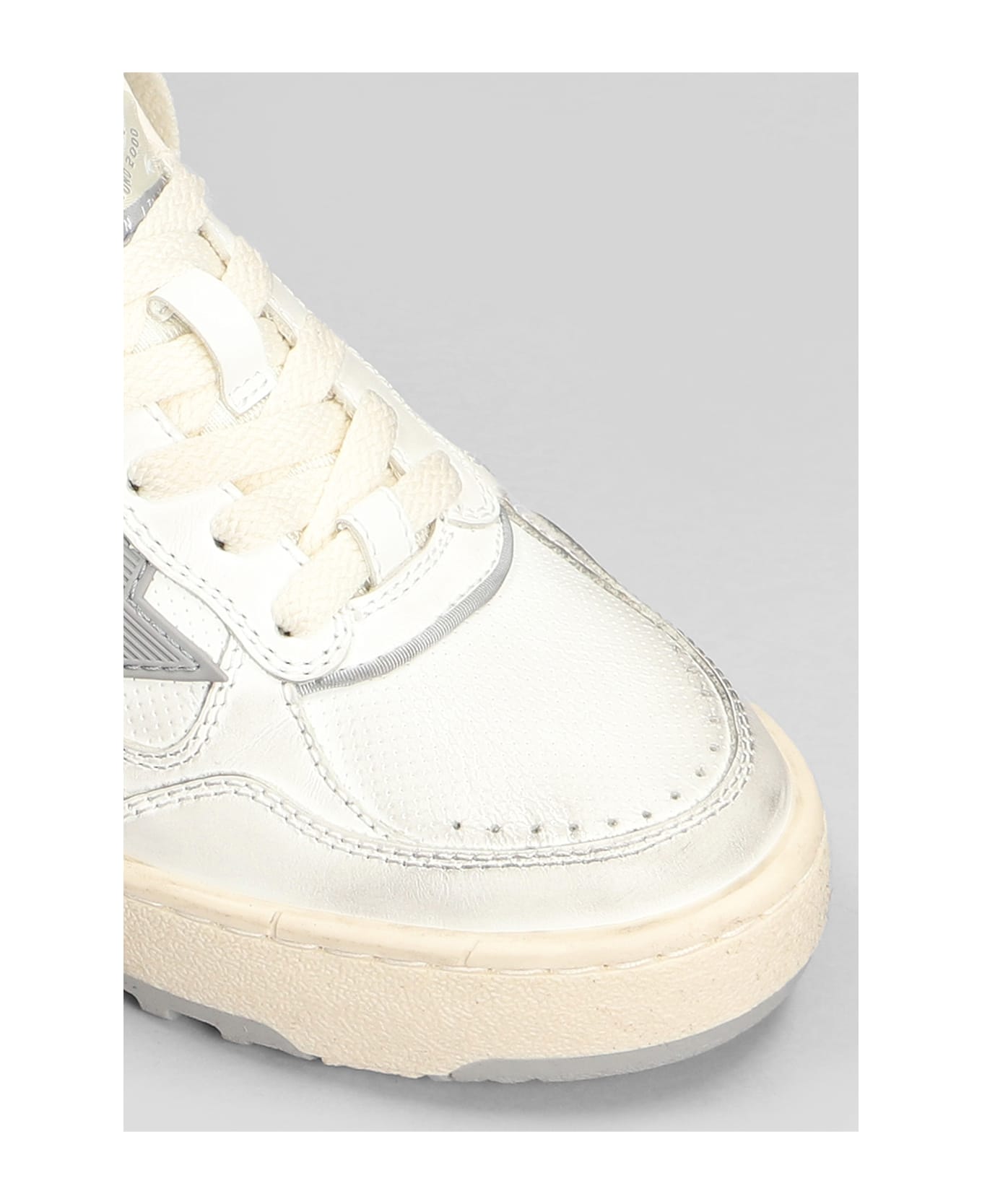 Golden Goose Forty 2 Sneakers In White Leather And Fabric