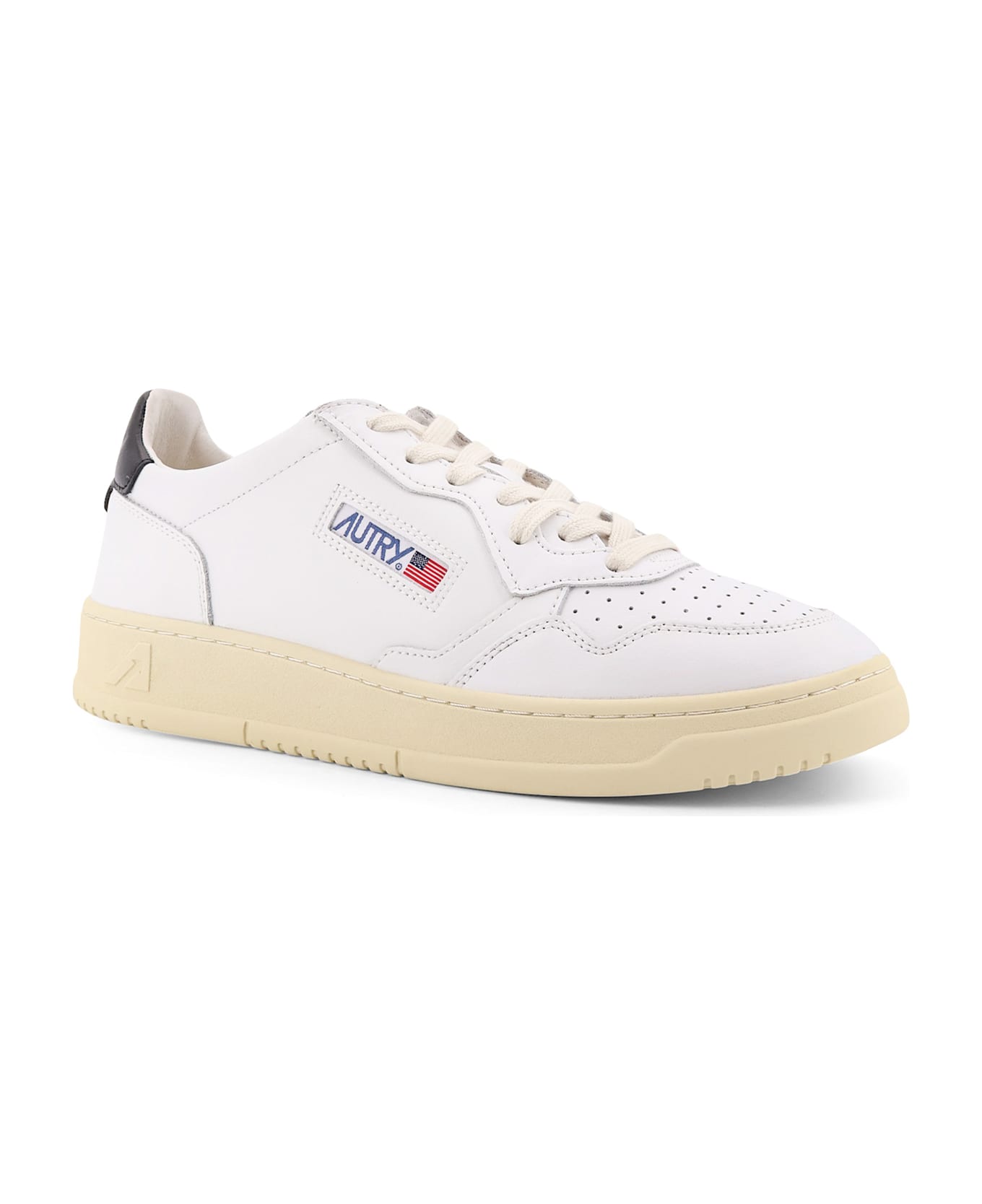 Autry Medalist Low Leather Low-top Sneakers - White