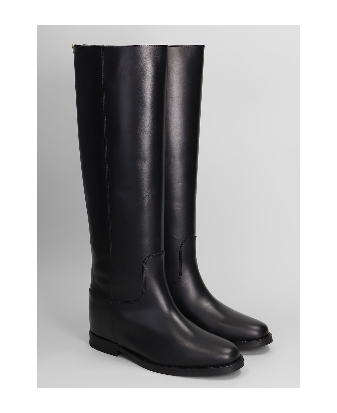 Via Roma 15 In Black Leather - black