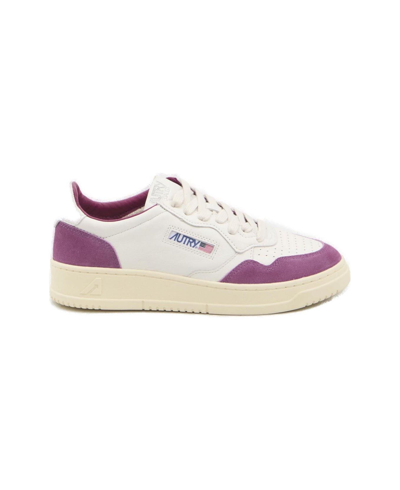 Autry Medalist Low-top Sneakers - White/purple