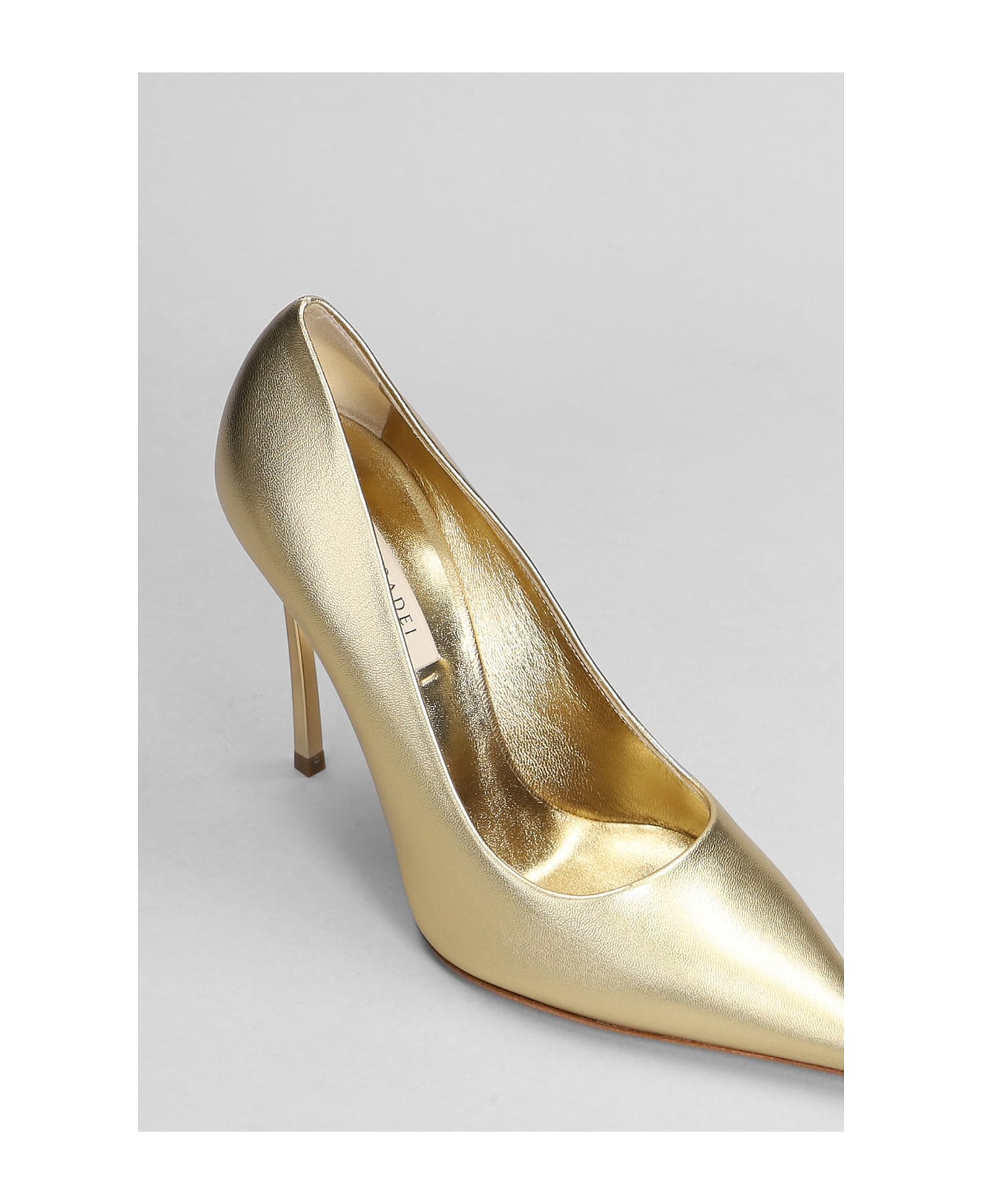 Casadei Blade Flash Pumps In Gold Leather - gold