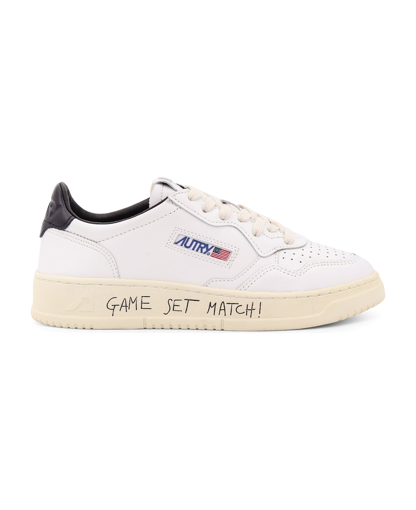 Autry Medalist Low Leather Sneakers - White