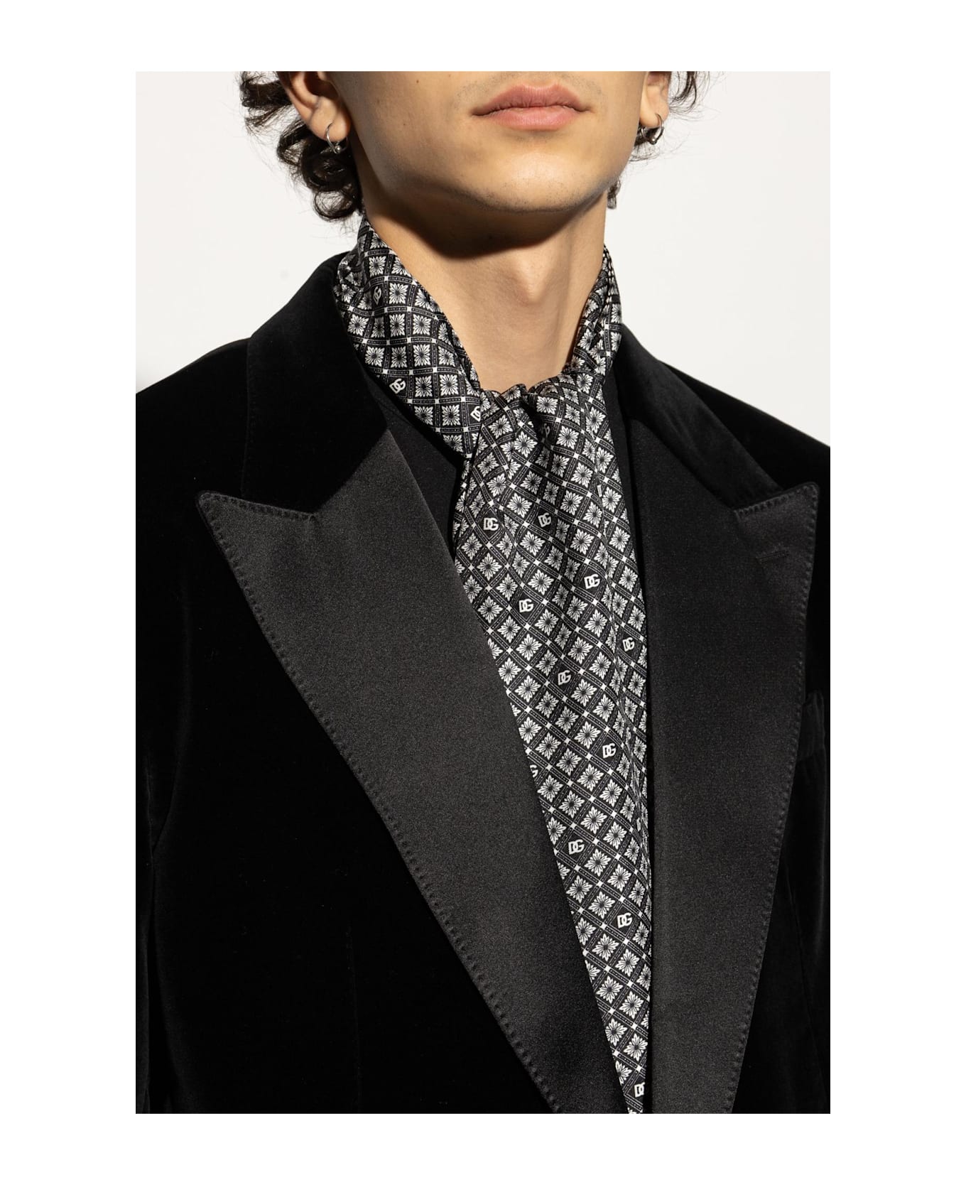 Dolce 
Gabbana Silk Scarf With Fringes - Brown