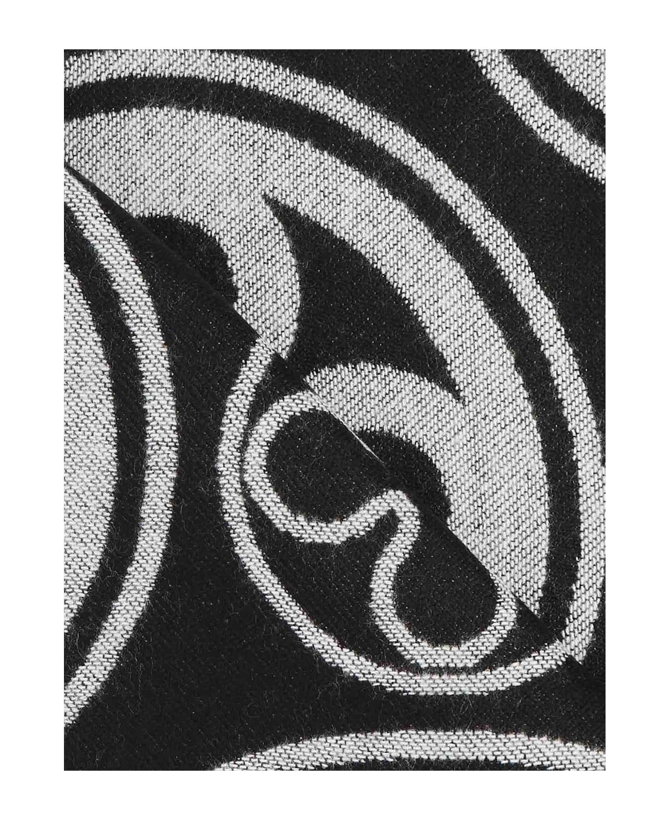 V73 Jacquard Caroline Scarf - Black