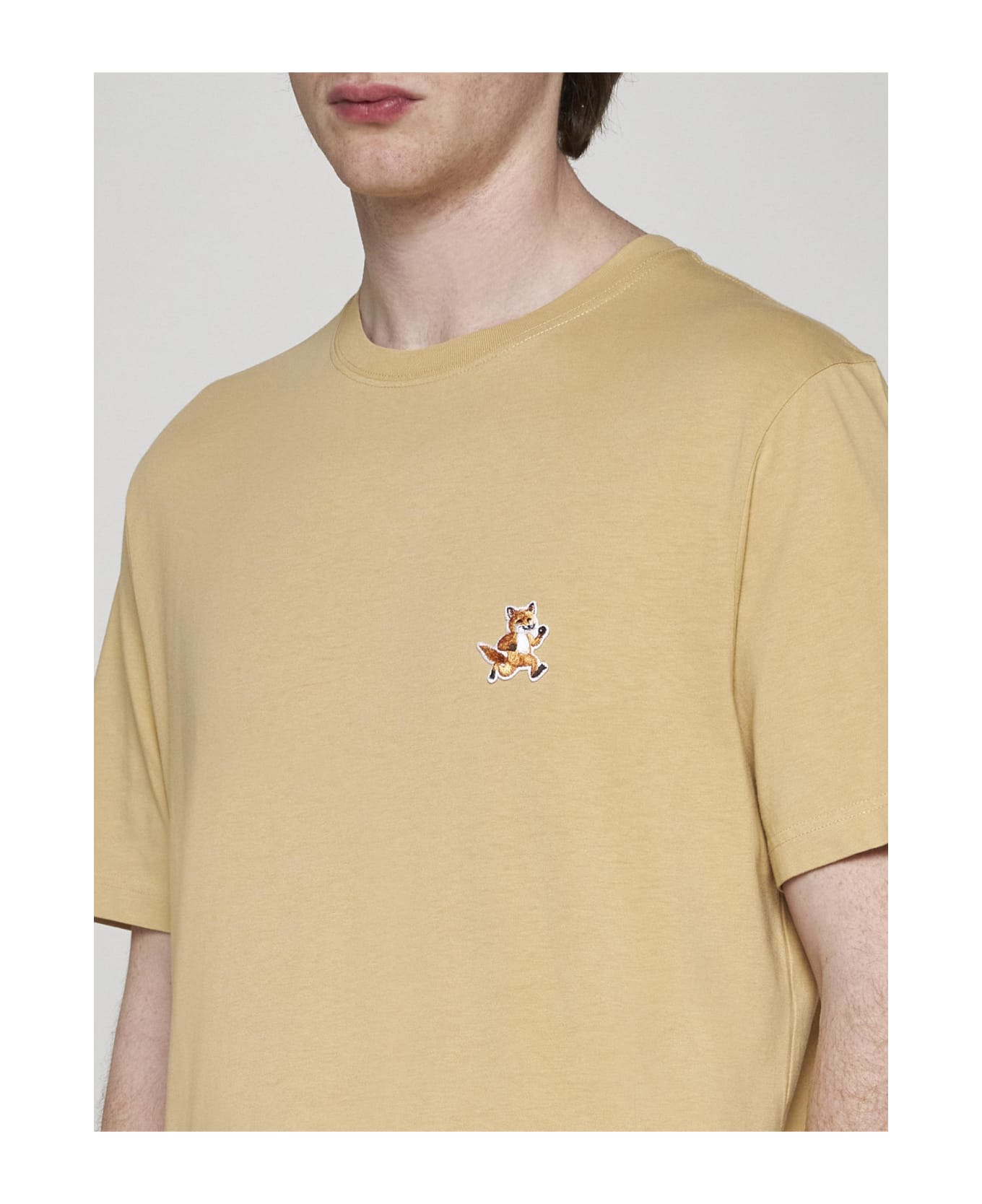 Maison Kitsuné Speedy Fox Patch Cotton T-shirt - Beige