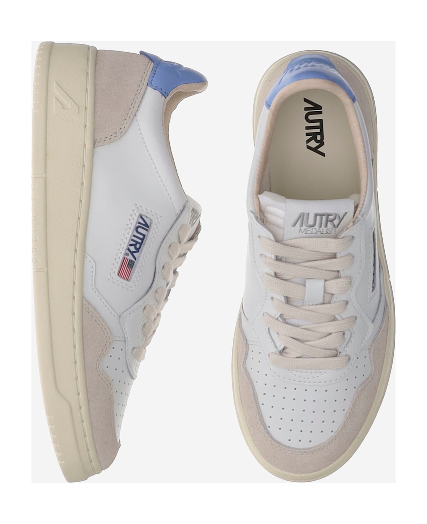 Autry Low Medalist Leather Sneakers - Light Blue