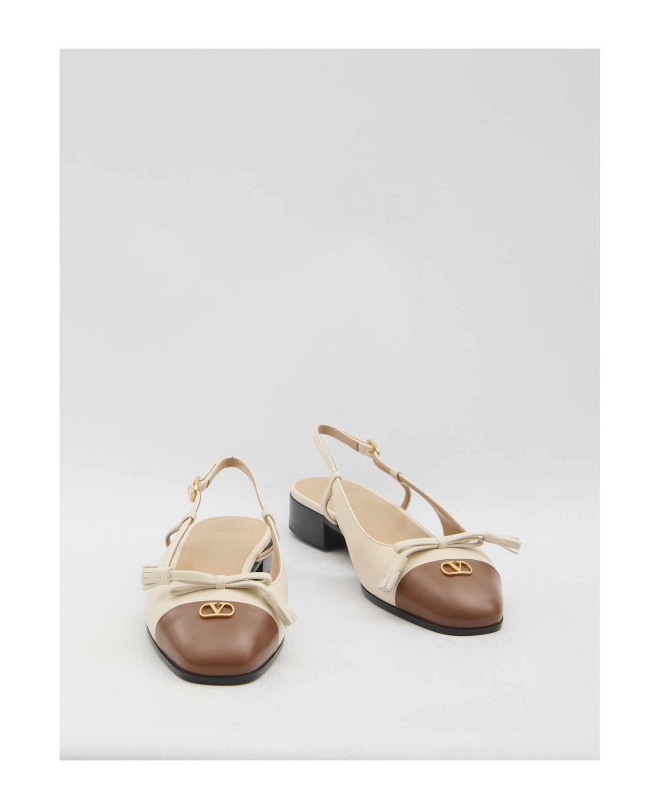 Valentino Garavani Valet Du Roi Slingback Ballet Flats - Beige