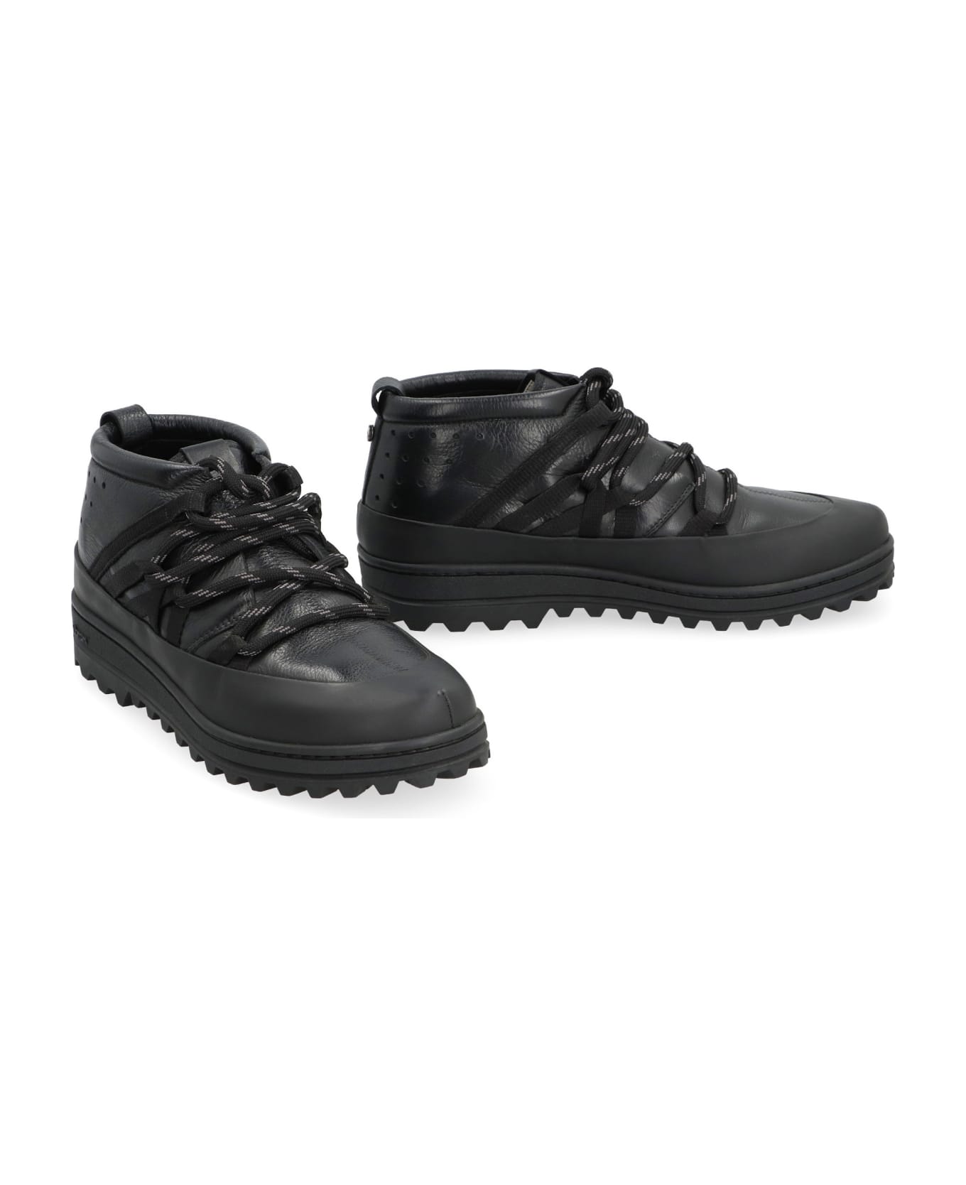 Volta Mid-top Sneakers - black