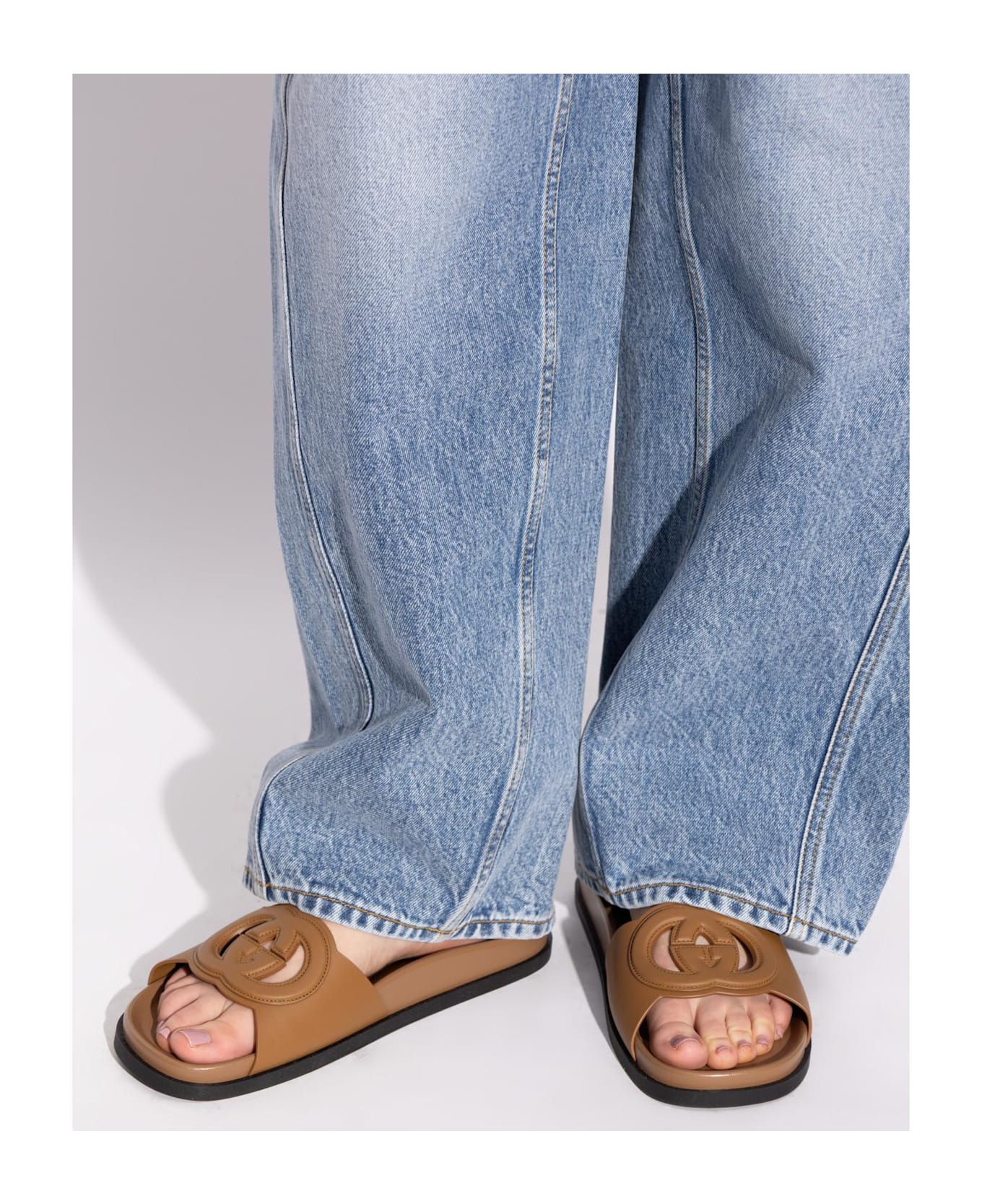 Gucci Leather Slippers - Brown