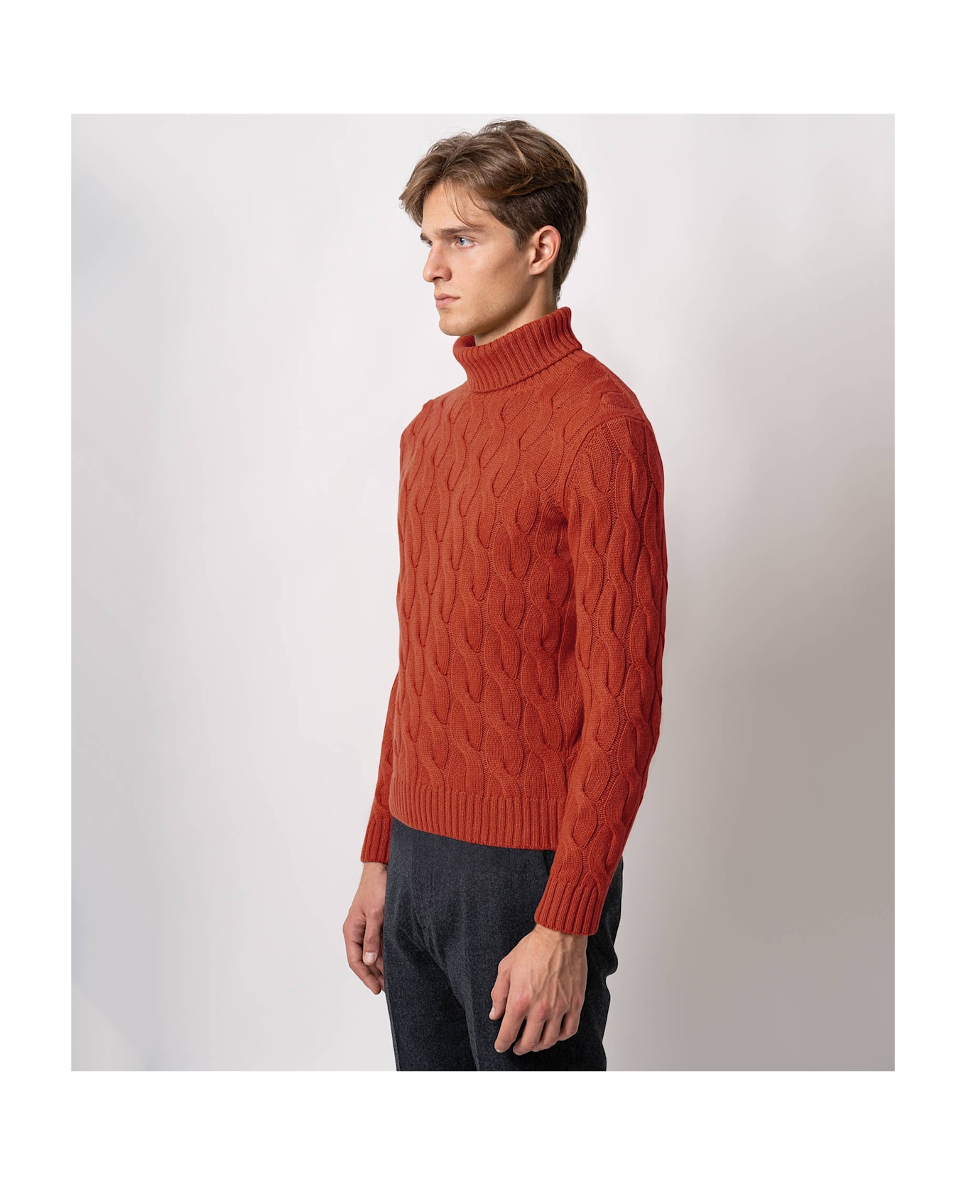 Larusmiani Turtleneck Sweater Col Du Pillon Sweater - FireBrick