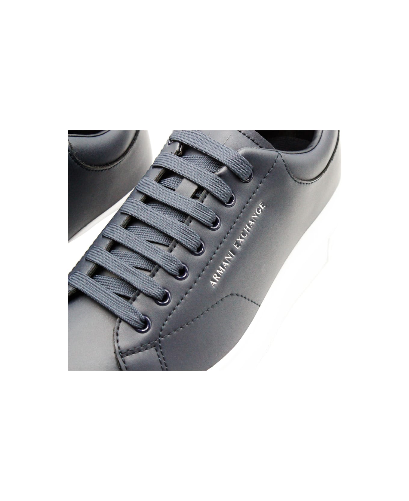 Armani Collezioni Light Sneaker In Soft Leather With White Sole - Blue