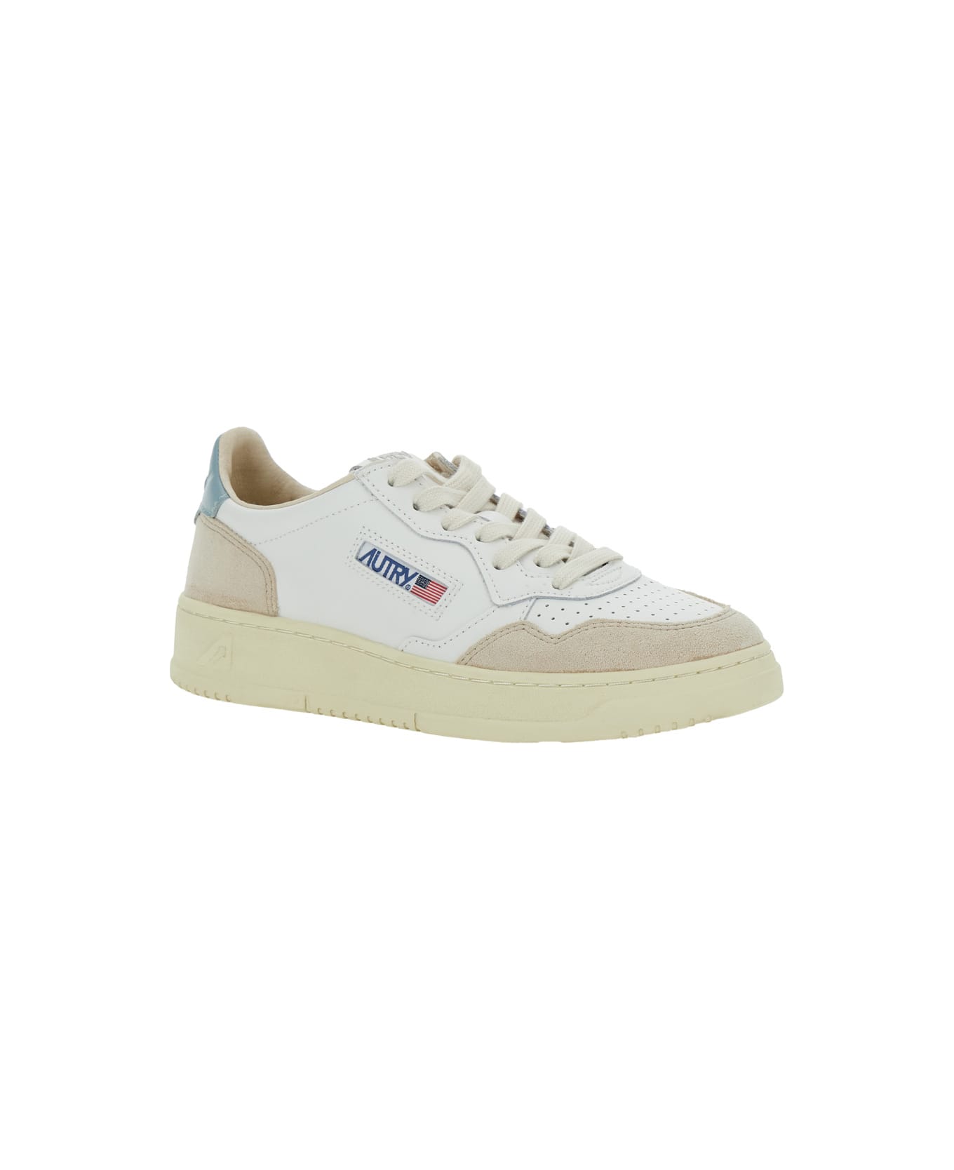 Autry 'medalist' White Low Top Sneakers With Logo Patch On Tongue And Side In Leather Blend Woman - White