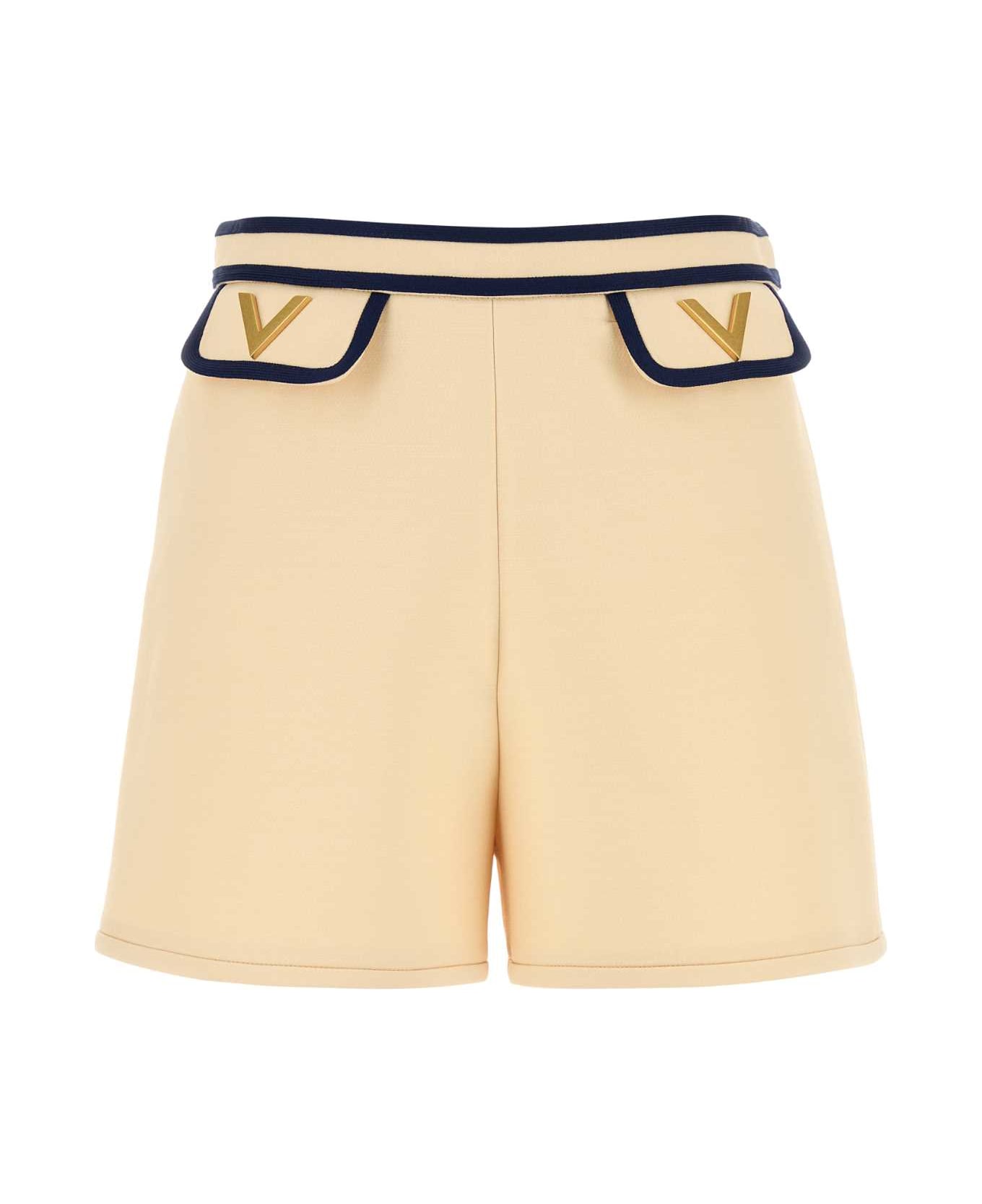 Valentino Garavani Cream Crepe Shorts - BETULLAINDACO