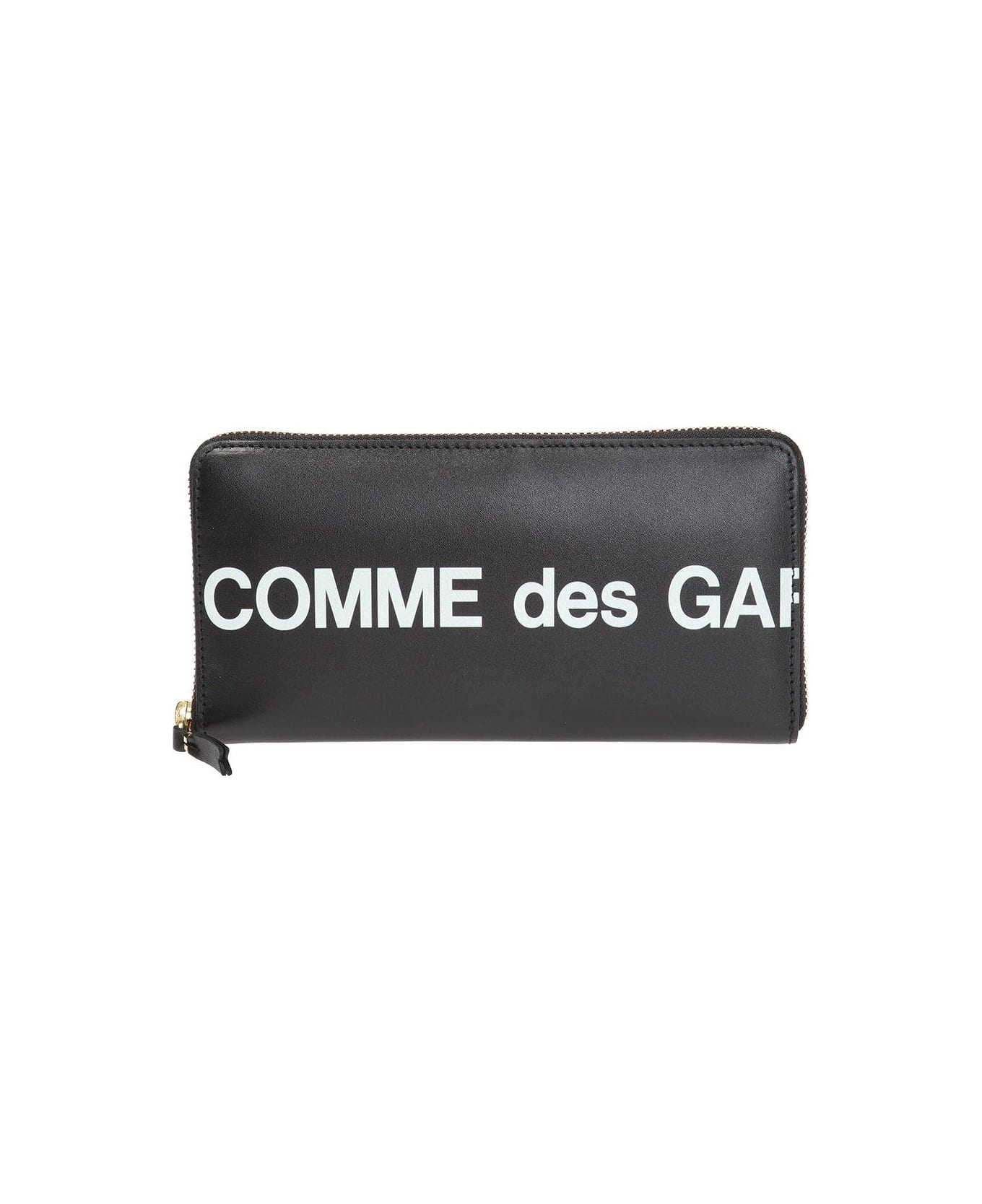 Comme des Garçons Wallet Logo Printed Zipped Wallet