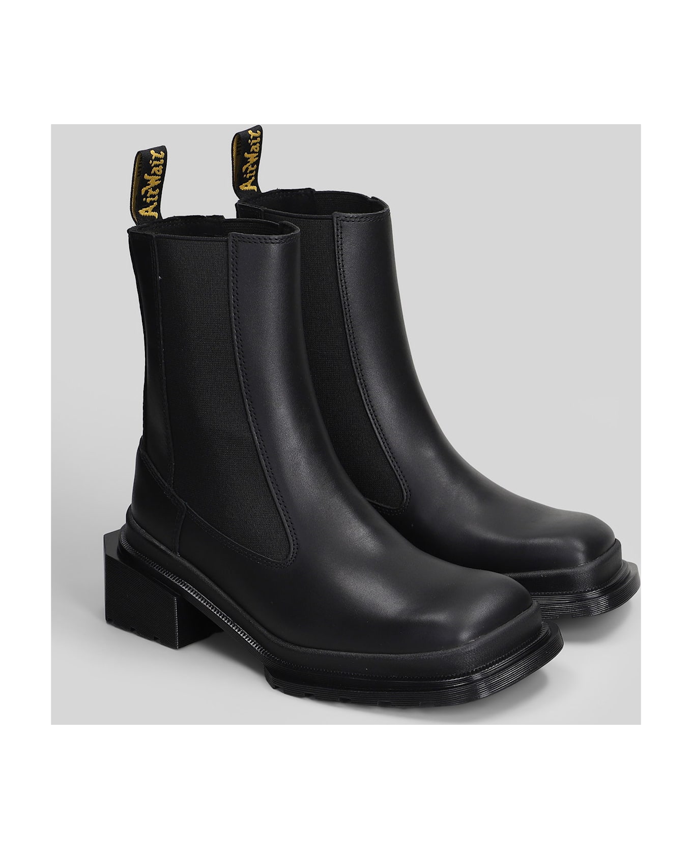 Dr. Martens Maybole Chelsea Combat Boots In Black Leather - black