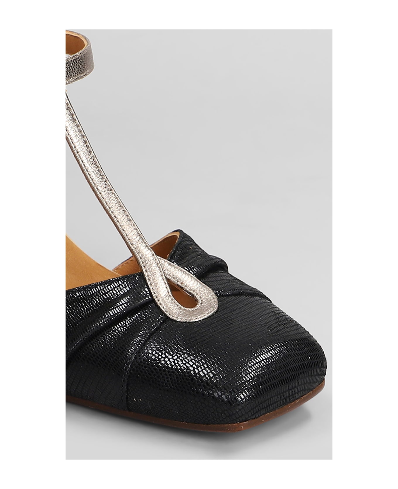 Chie Mihara Obaga 46 Pumps In Black Leather - black