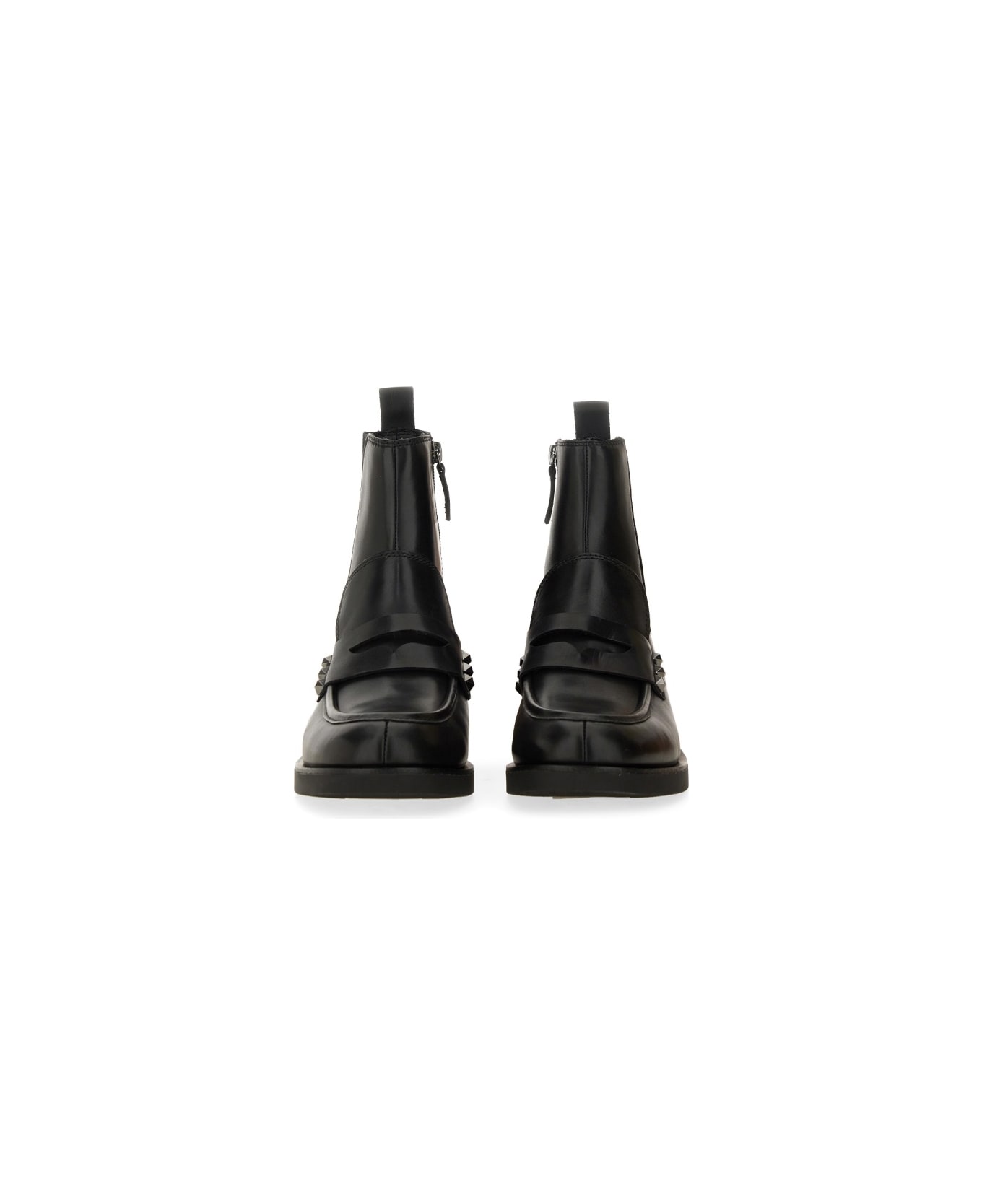 Ash Boot Wings Studs - BLACK