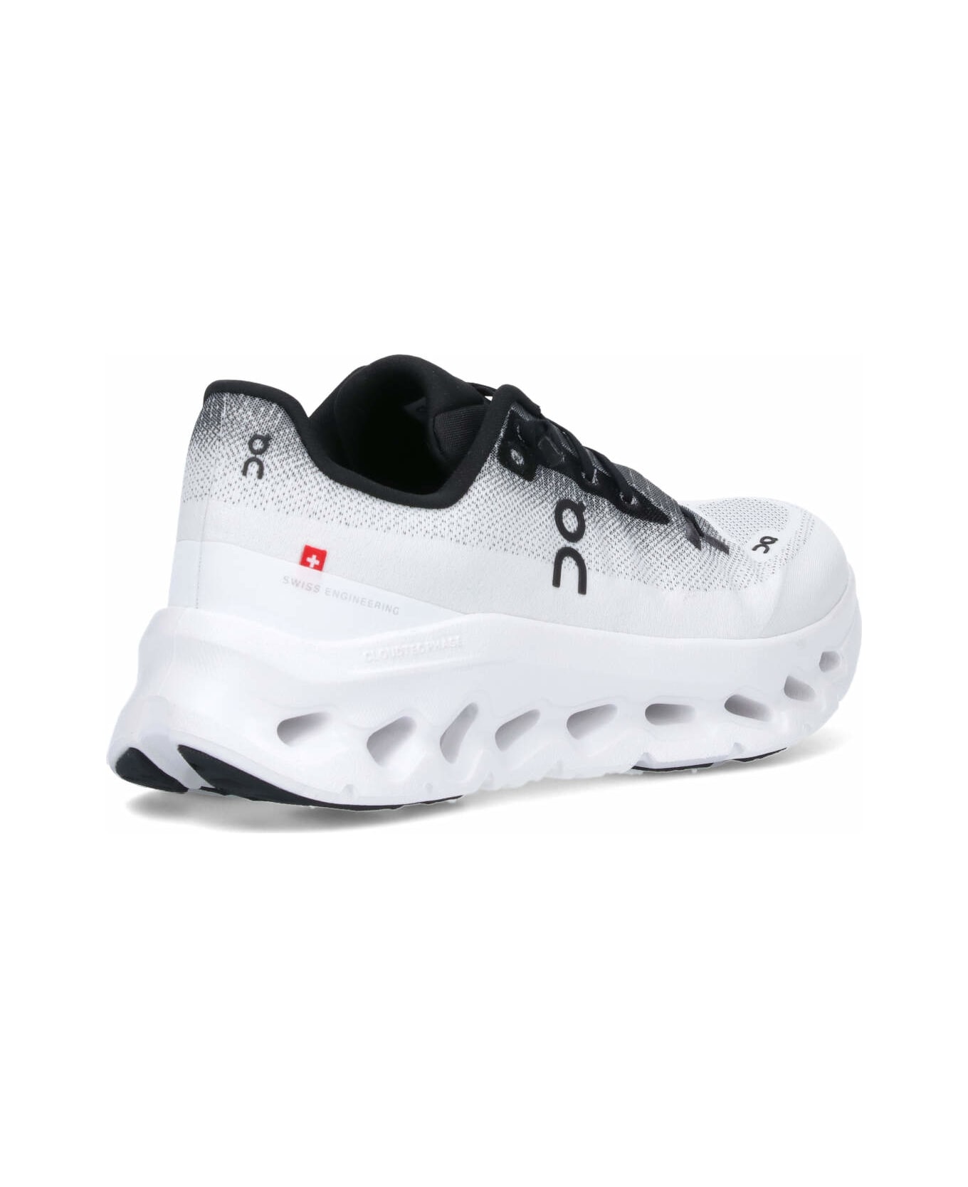 ON "cloudtilt" Sneakers - White