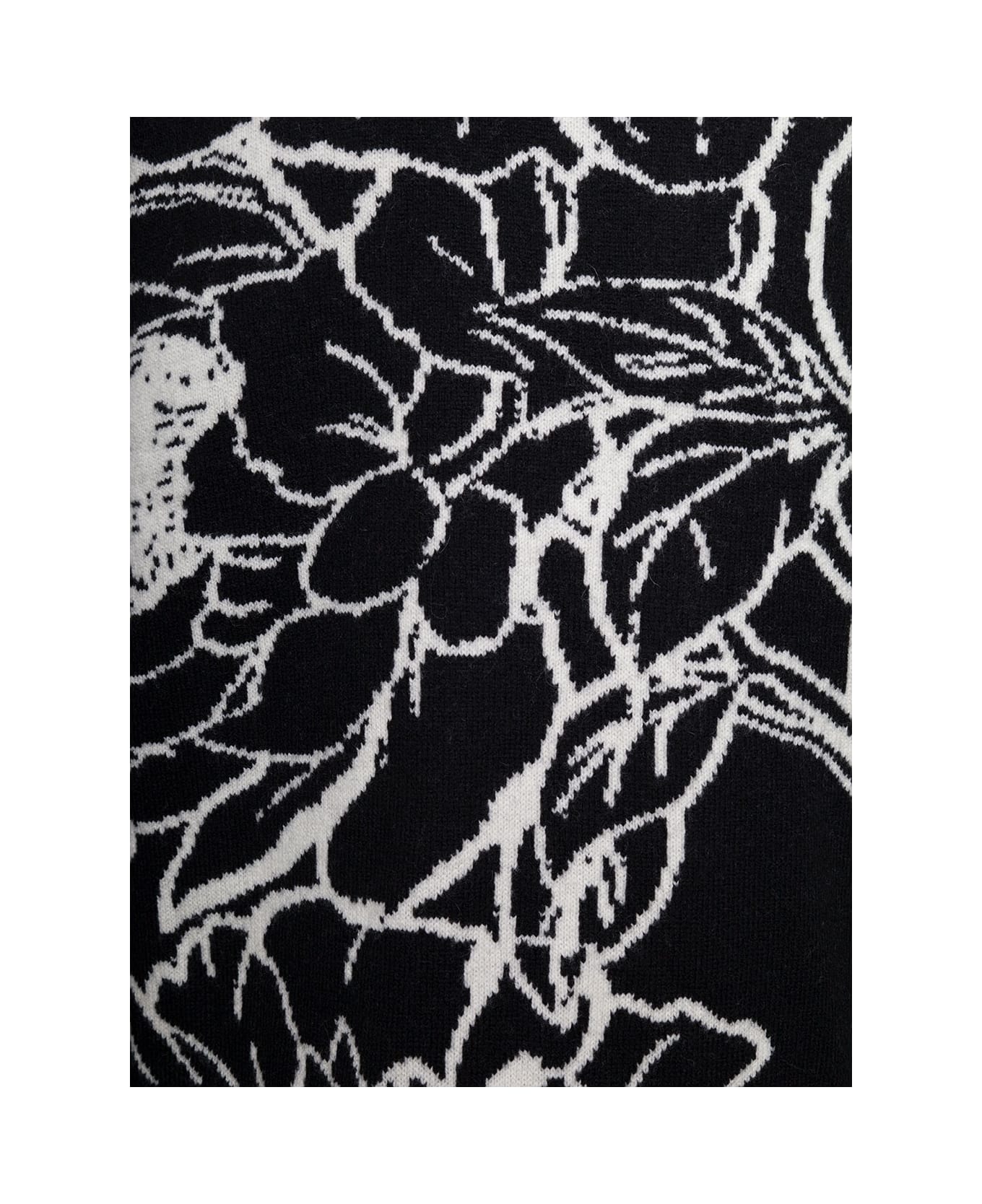 3.Paradis Knit Crewneck Sweater Flowers - Black ニットウェア
