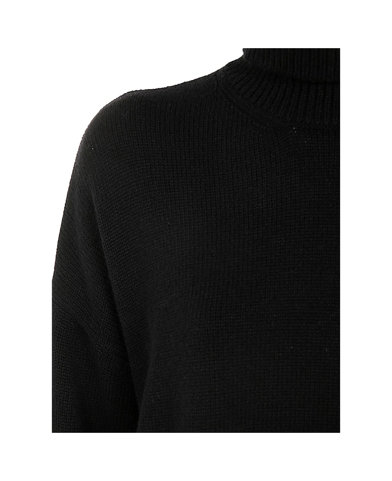 Mrz Turtle Neck Sweater - Black