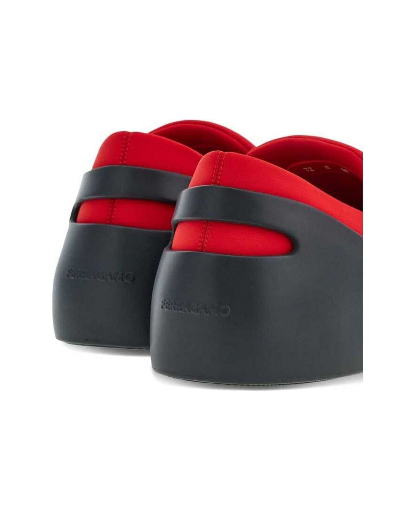 Ferragamo Round-toe Slip-on Loafers - RED