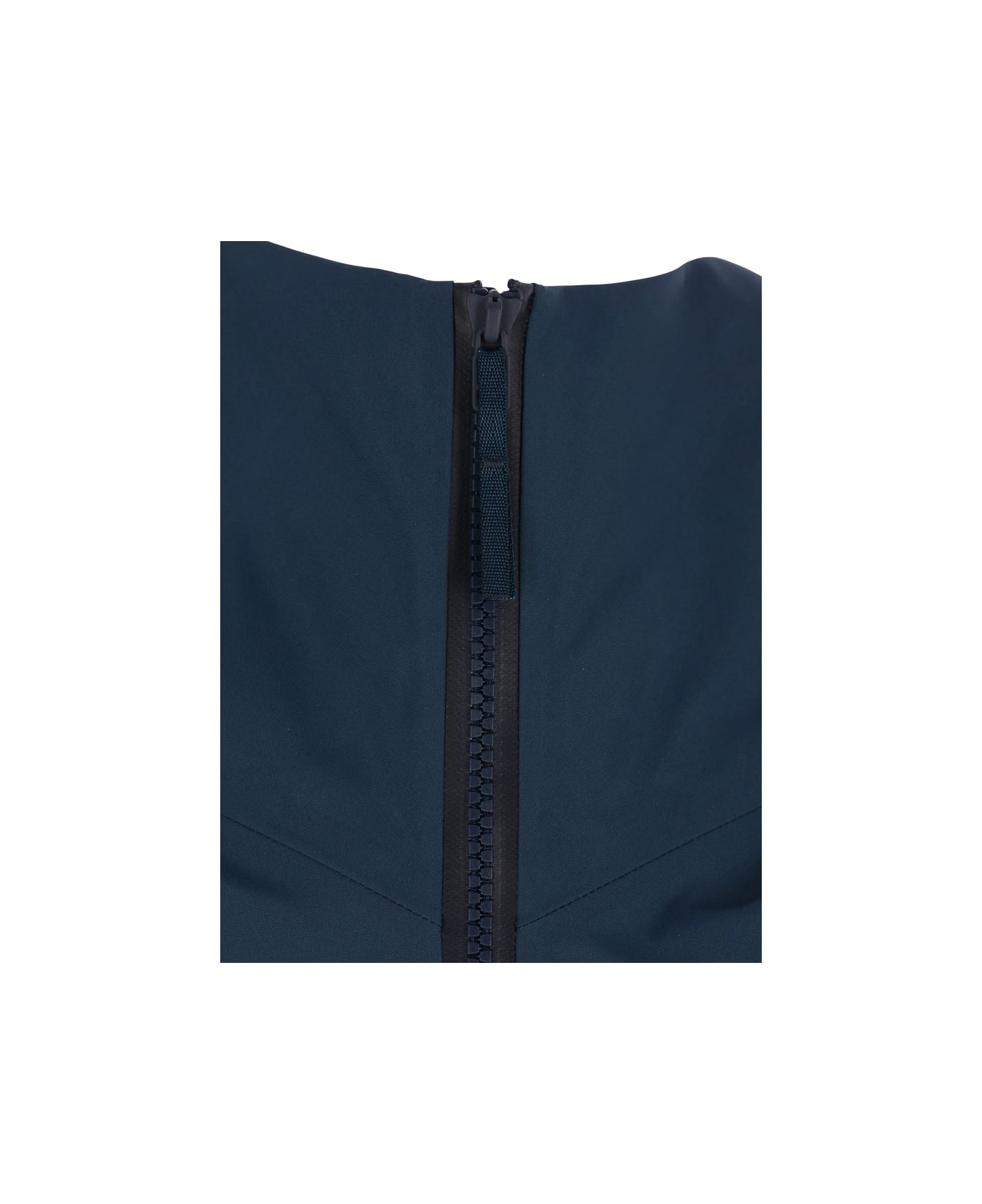 Arc
teryx Veilance Outerwear - BLUE