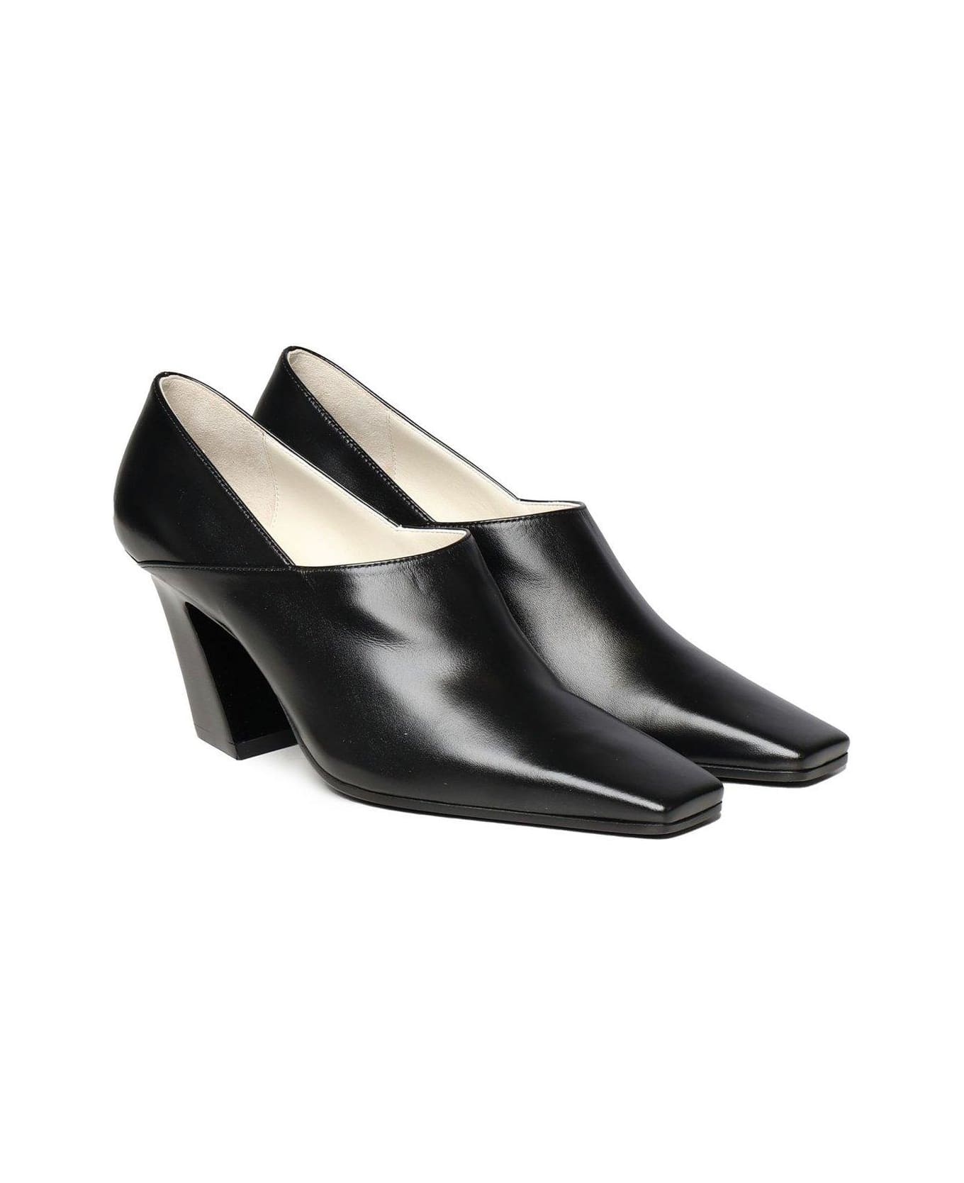 Bottega Veneta Lewis Pumps - Black