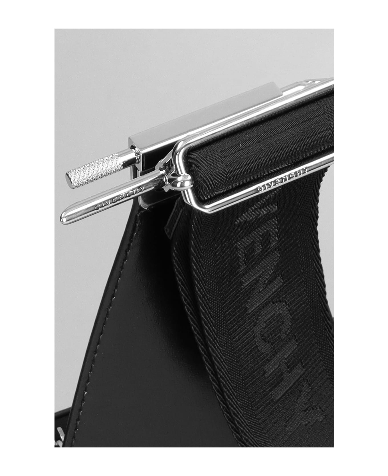 Givenchy Ant U Shoulder Bag In Black Leather - black
